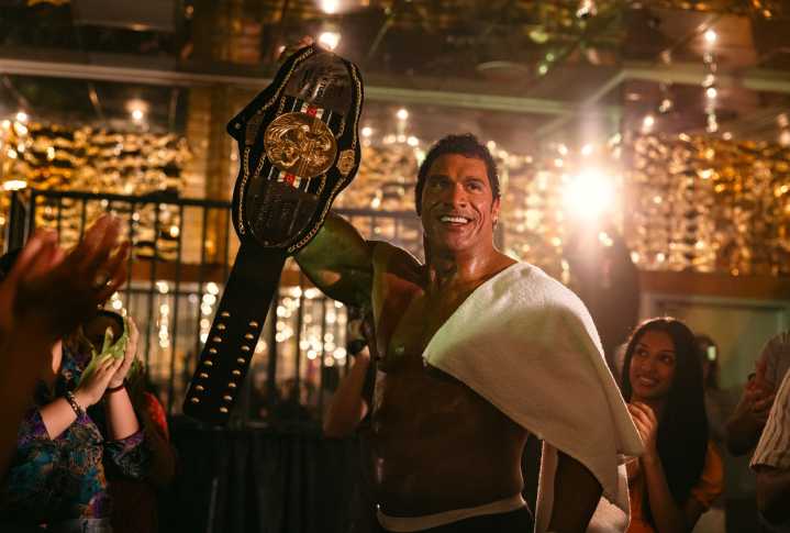 “The Smashing Machine” is a futile fight for perfection