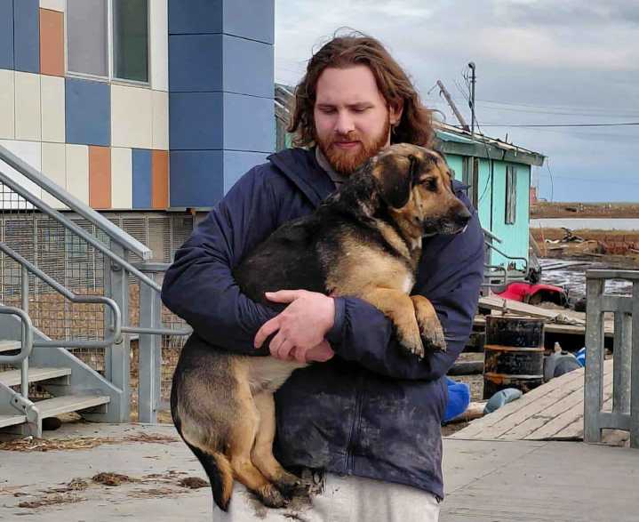The other Alaska airlift: Volunteers save dogs from a flooded Alaska village, 1 tiny plane at a time