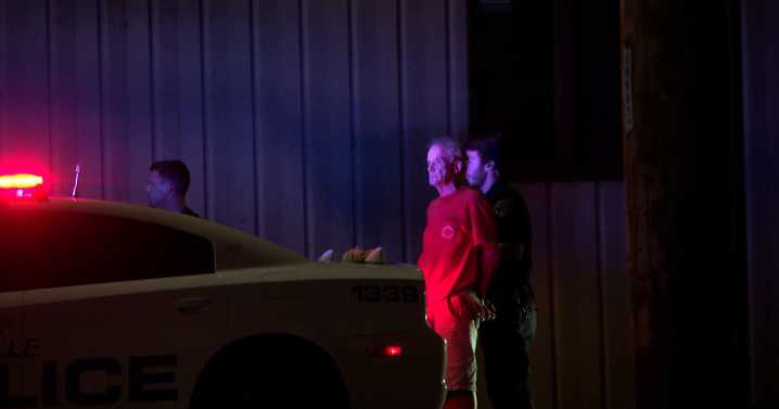 Man armed with bow arrested after standoff in Evansville, police say