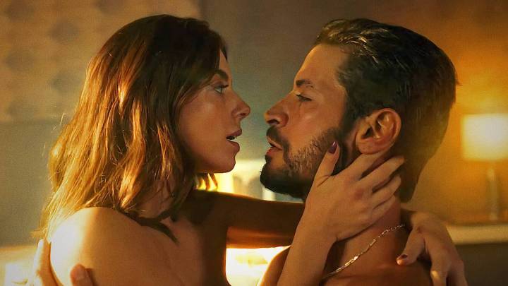Netflix Released an R-Rated "80% Sex" Thriller With More Erotic Scenes Than All The Fifty Shades Movies Combined