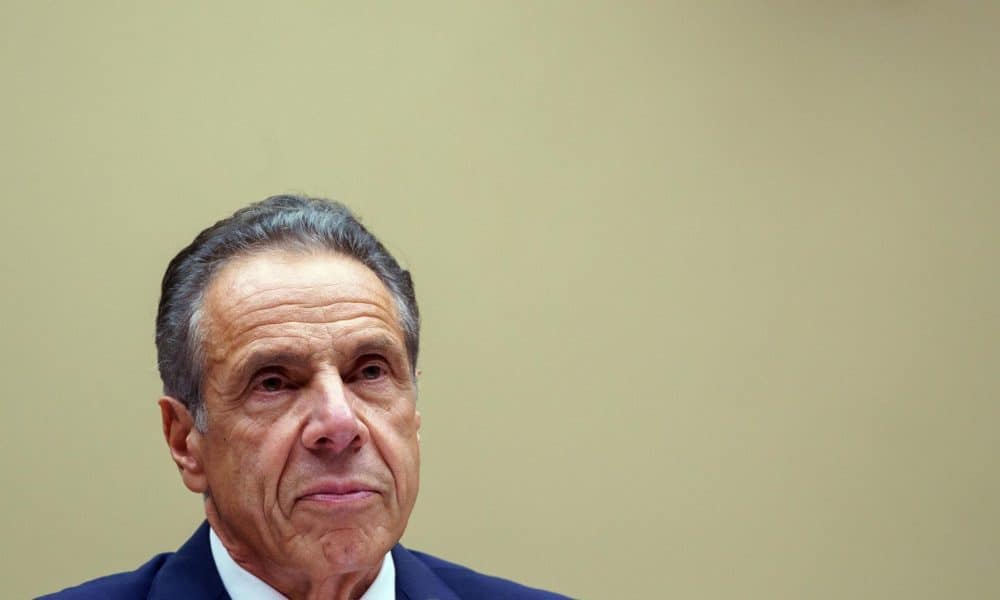 Cuomo publica un polémico vídeo de IA que ilustra a seguidores de Mamdani como criminales
