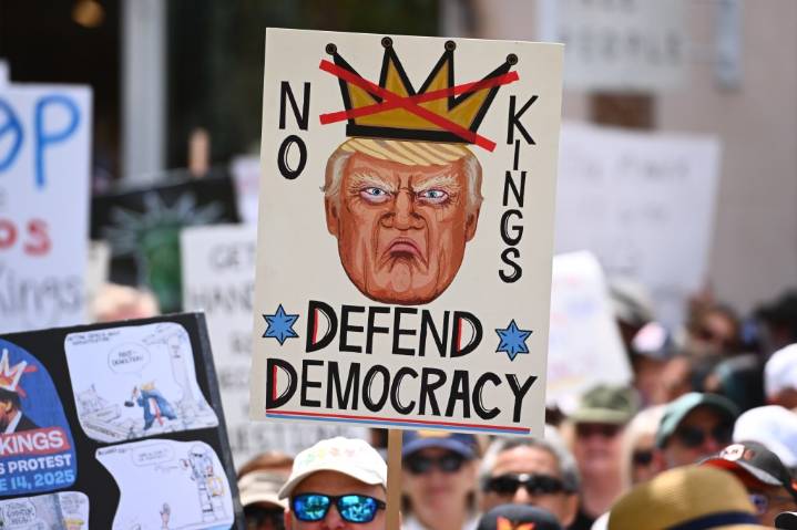 Letters: The president should not be an enemy to half the nation