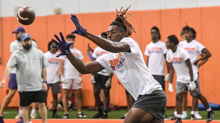 5-star wideout reaffirms commitment to Alabama Crimson Tide