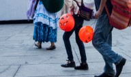 Evita sustos reales en Halloween: consejos para prevenir atragantamientos e intoxicaciones en niños