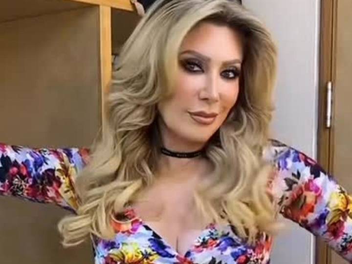 Felicia Mercado sale con un hombre 44 años menor que ella