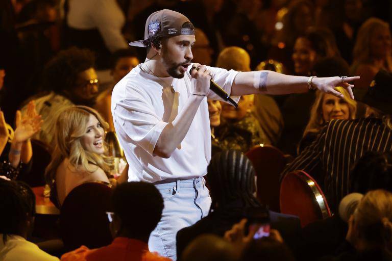 Bad Bunny respondió a las críticas por su participación en el Super Bowl: “Tienes cuatro meses para aprender (español)”