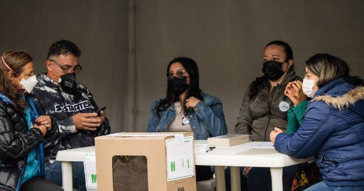 Consulta del Pacto Histórico tambalea tras renuncia de Daniel Quintero y disputa con el CNE