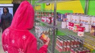Chicago food banks already strained fear SNAP benefit suspensions