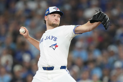 El novato Trey Yesavage abrirá el primer juego de la Serie Mundial por los Azulejos