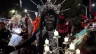 Cientos de Catrinas desfilan en Ciudad de México para iniciar festividades del Día de Muertos