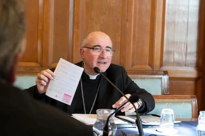 Cardinal Sturla defends life as Uruguay debates euthanasia