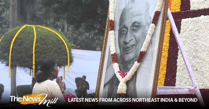 President Murmu pays tribute to Sardar Vallabhbhai Patel on his 150th birth anniversary