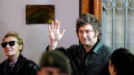 Milei llegó a la sede de LLA para esperar los resultados de las elecciones