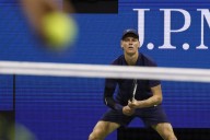 Deadspin | ATP roundup: Jannik Sinner takes speedy victory at Erste Bank Open