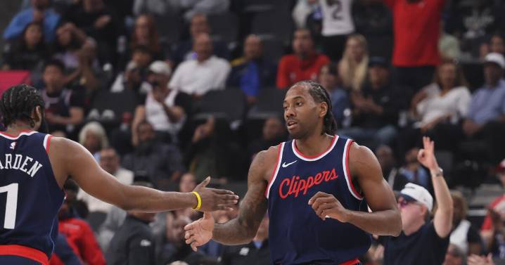 Clippers begin season with healthy Kawhi Leonard and veteran depth