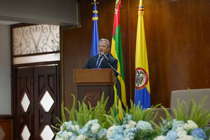 “Reduzcan la brecha y por ningún motivo permitan que le recorten más presupuesto a la Rama Judicial”, presidente del Consejo Superior de la Judicatura