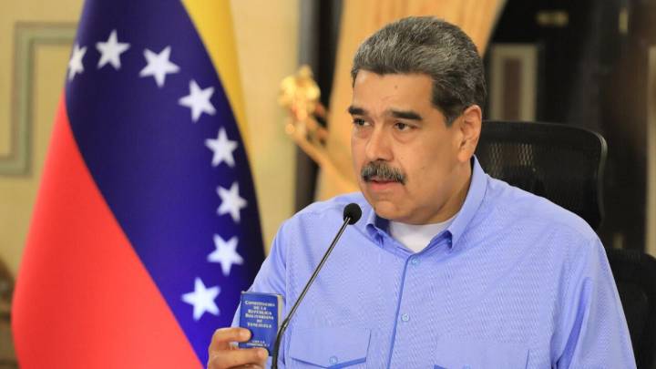Presidente Maduro pide crear aplicación para que la gente reporte "todo lo que ve, todo lo que oye"