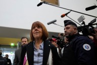 Gisèle Pelicot vuelve a los tribunales en Francia para enfrentarse de nuevo a uno de sus violadores