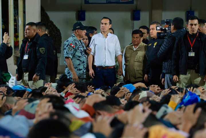 Jerí lideró operativo en Lurigancho durante primer día de estado de emergencia