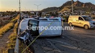 Menor vuelca y casi aplasta a motociclista en la Pacheco