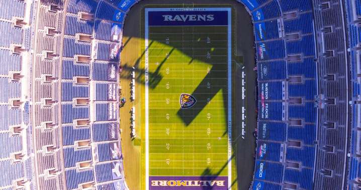 Baltimore Ravens mourn loss of superfan "Captain Dee