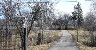 Welland mayor won’t overrule council on Niagara Street towers decision
