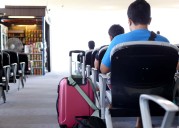 EE.UU. asegura que 1,6 millones de personas se han "autodeportado" durante 2025