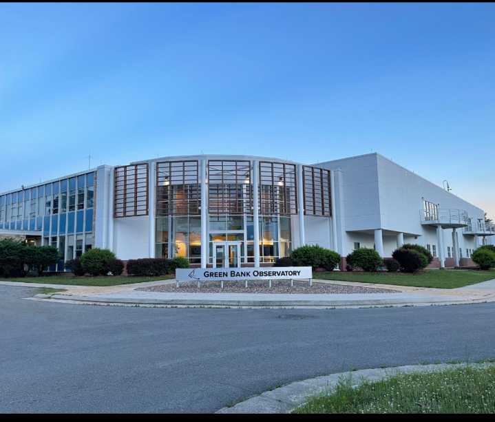 Green Bank Observatory: Family Friendly Space Learning