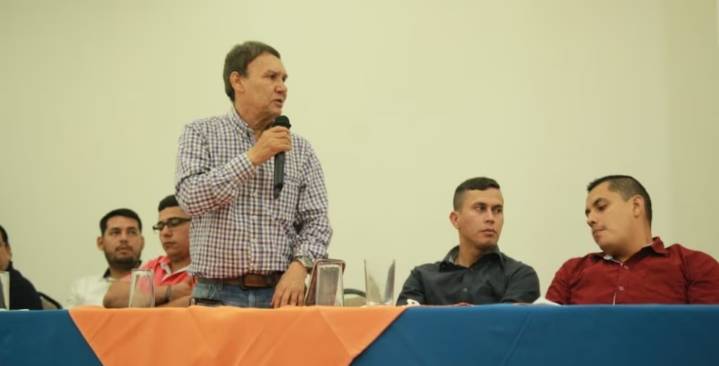 Presidente de Red de Derechos Humanos cuestionó el papel de Otty Patiño en diálogos de paz con el ELN: “No es amigo del proceso”