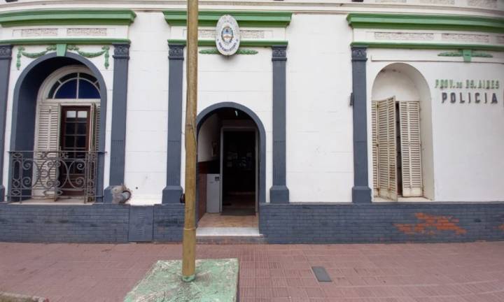 Allanan la Comisaría Quinta en una causa por narcotráfico
