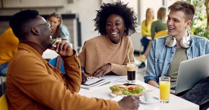Dear College Students: Essential Tips to Avoid Getting Sick on Campus
