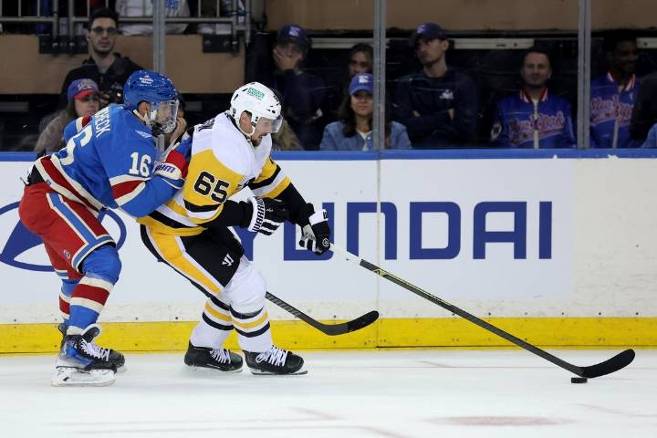 Deadspin | Rangers F Vincent Trocheck (upper body) week-to-week