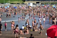 Llegaron miles de turistas y el clima acompañó: la máxima pasó los 27°