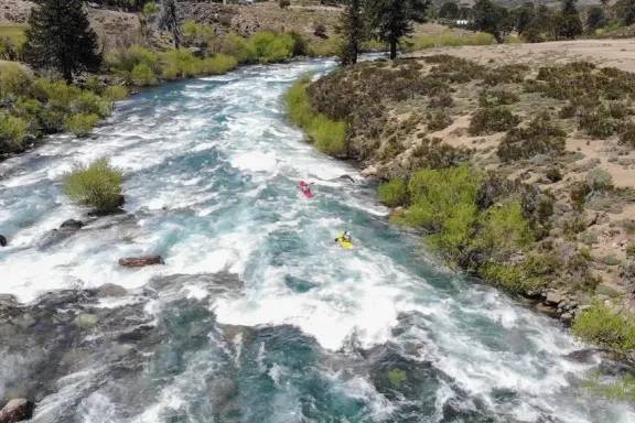 Aluminé y Villa Pehuenia vibran con el Campeonato Argentino de Kayak Creek 2025