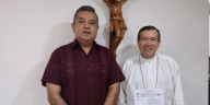 Entrega Gobierno del Pueblo título de propiedad a la Diócesis de Tabasco