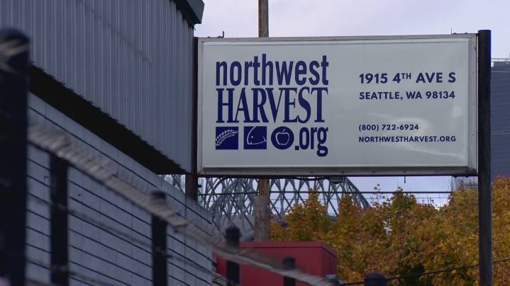 Food banks brace as Washington residents face loss of SNAP benefits by Nov. 1