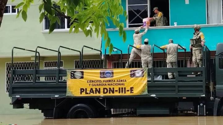 Gobierno federal despliega 5 mil 400 elementos en zonas afectadas por lluvias