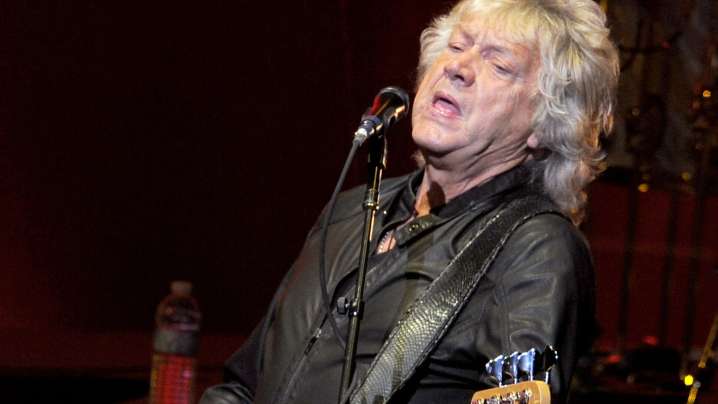 John Lodge, bassist for Moody Blues, dies at 82