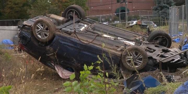Crews respond to rollover crash near East Hartford gas station