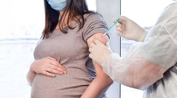 COVID-19 materna podría aumentar riesgo de autismo en niños, revela estudio