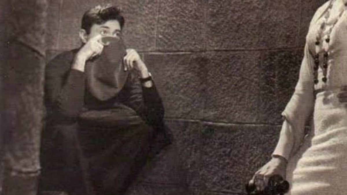 Threw The Ring In Arabian Sea: Actor’s Painful Breakup With Actress Amid Family Conflict