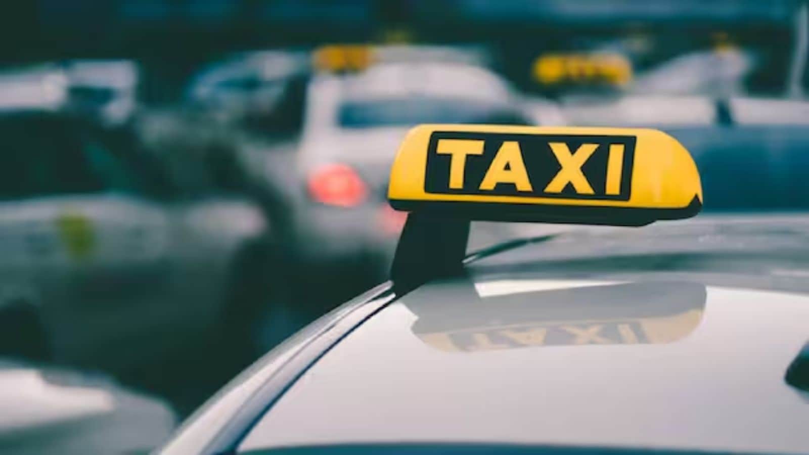 Centre's Ola-Uber Challenger 'Bharat Taxi' To Begin Pilot Run In Delhi Next Month