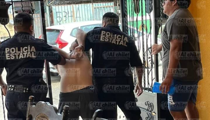Gringo arma escándalo al meterse a una casa que no era suya del centro de Mérida