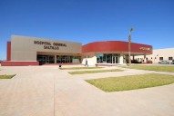 Menor se clava una varilla en la pierna al practicar parkour, en Saltillo