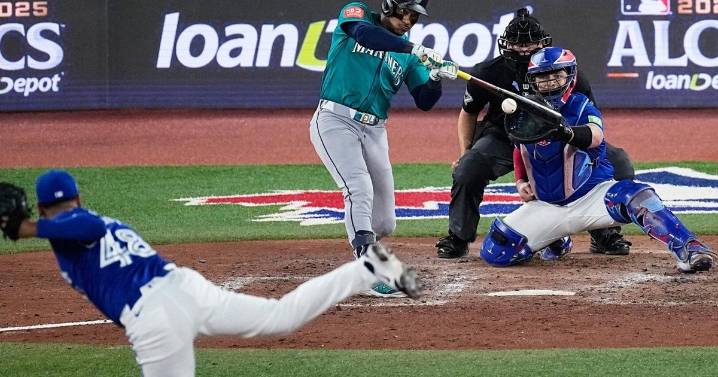 Raleigh homers, Polanco drives in 2 runs and Mariners beat Blue Jays 3