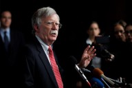 La imputación a Bolton acelera el cerco de Trump contra sus críticos