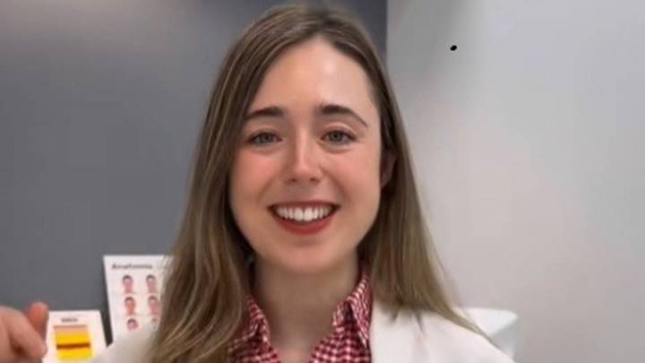 Leire Barrutia, dermatóloga: "Beber té matcha no hace que se nos caiga el cabello de forma directa"