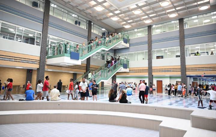 Howard County may delay Elkridge high school