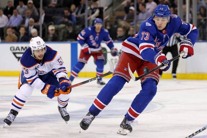 Deadspin | Rangers might feel right at home in road contest vs. Maple Leafs