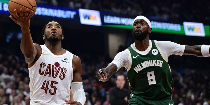 Mitchell pops up as injured